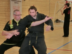 Partnerübungen von Tai Chi Chuan Sascha Gothe demonstriert